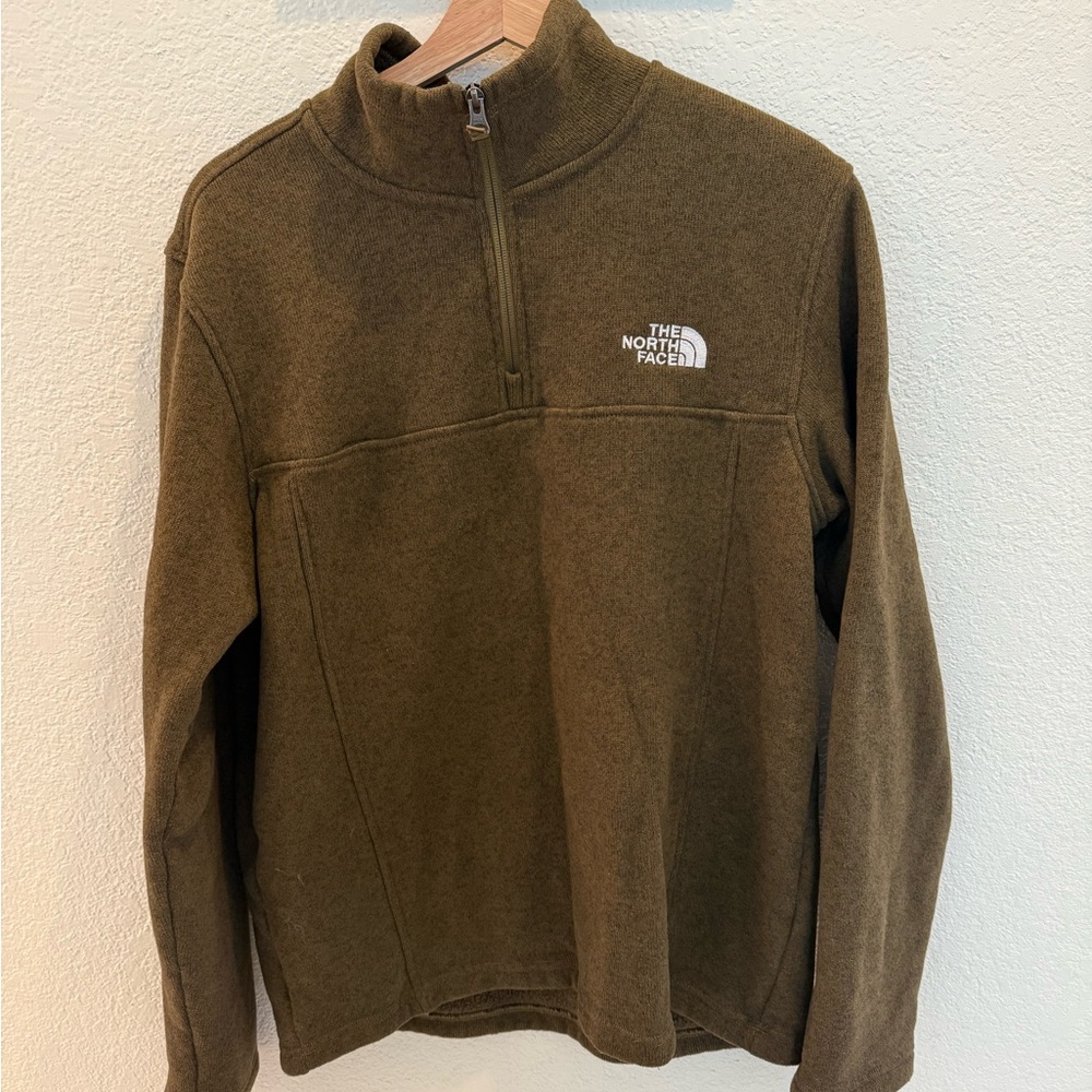 The North Face Men's Olive Half-Zip Fleece Pullover